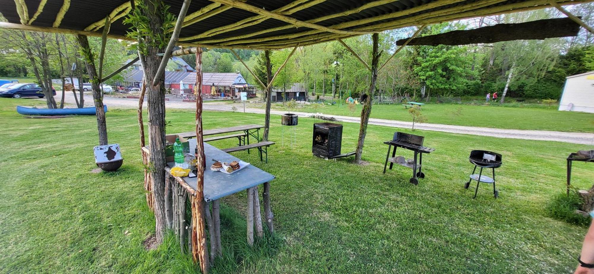 Altana Letnia Nr2 - Herbergerowka Agroturystyka Na Wsi Sloszow Exterior photo
